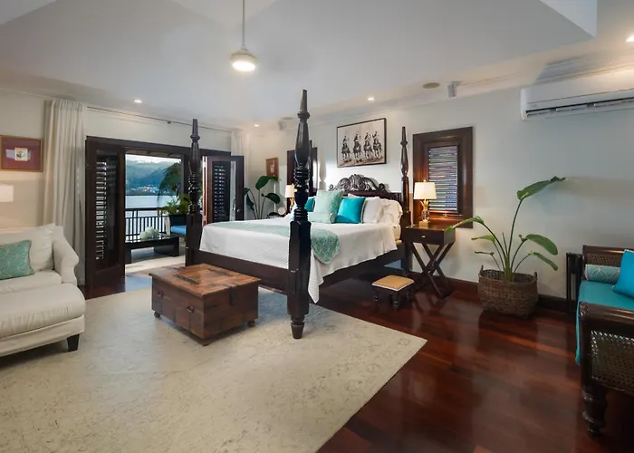 Afimi House 4br Beachfront * Montego Bay