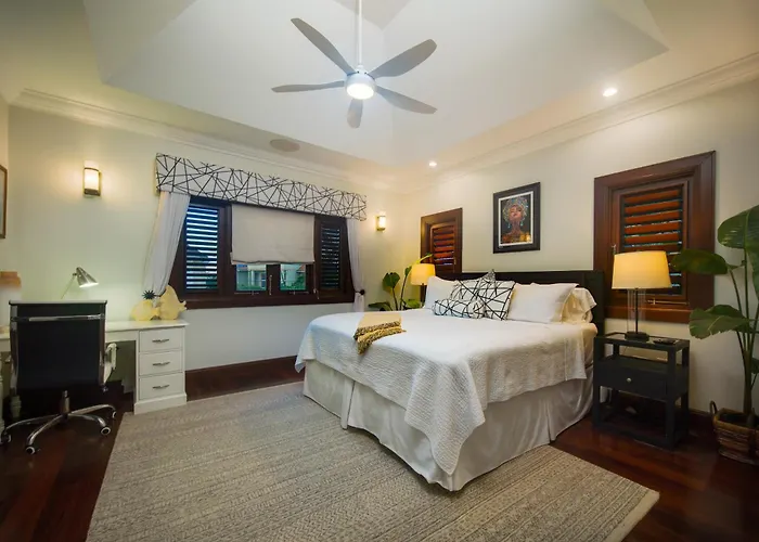Villa Afimi House 4br Beachfront *
